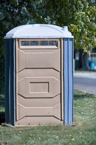 Affordable portable toilet rental in Irvington, KY