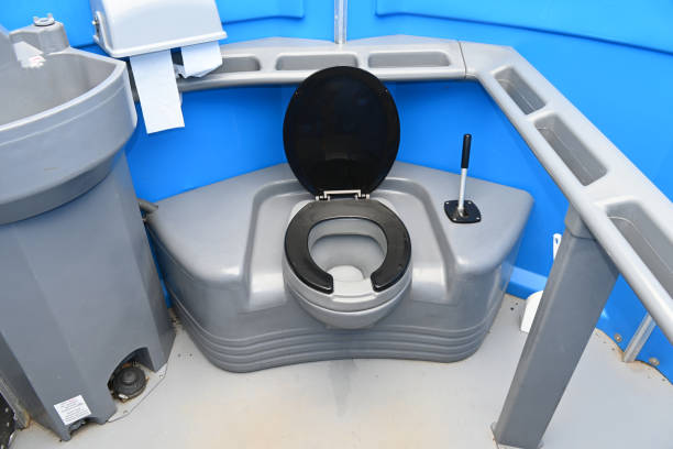 Best Portable toilet rental cost  in Irvington, KY