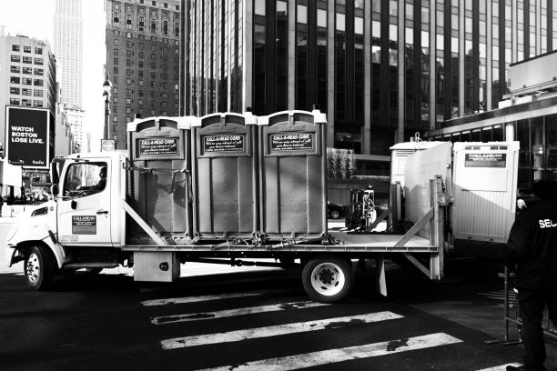 Best Porta potty rental near me  in Irvington, KY